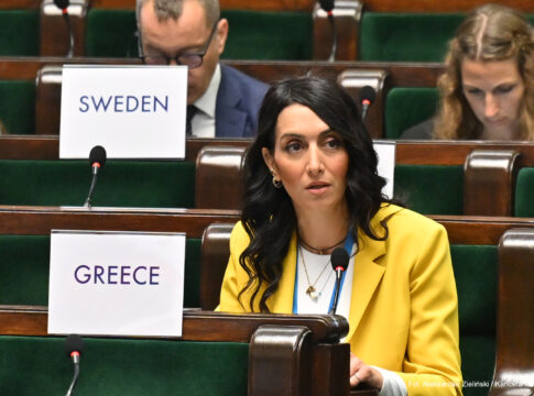 Κ. Σπυριδάκη: «Οι πολίτες μας περιμένουν απαντήσεις. Όχι κενές υποσχέσεις ή μία ευρωπαϊκή πολιτιστική υπερηφάνεια κενού περιεχομένου»