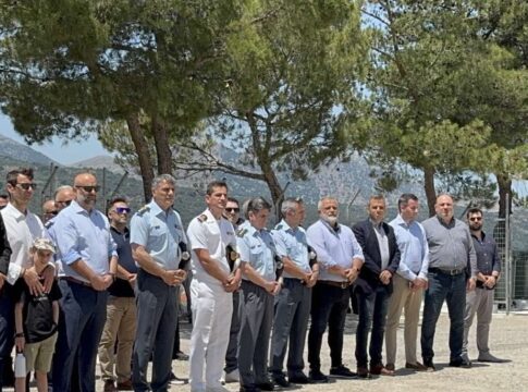 Κρήτη: Τίμησαν τους αστυνομικούς που έπεσαν στο καθήκον στην αιματοβαμμένη απόδραση από τις φυλακές