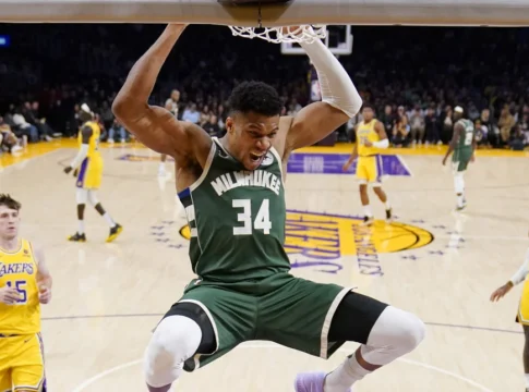 NBA: Οι Ράπτορς πάνε για «βόμβα» με Αντετοκούνμπο