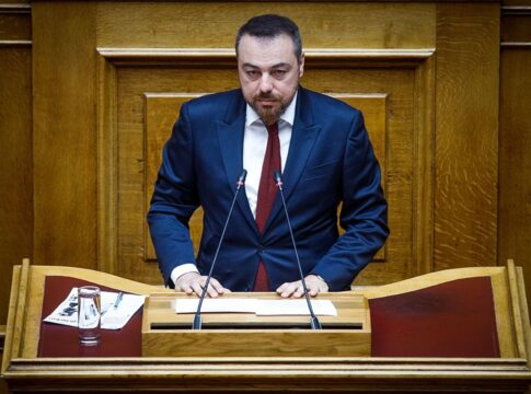 Ο Φρ. Παρασύρης για τον θάνατο του Μάνου Φραγκιαδουλάκη: Αγωνιστής της δημοκρατικής παράταξης και άνθρωπος με σταθερές αξίες