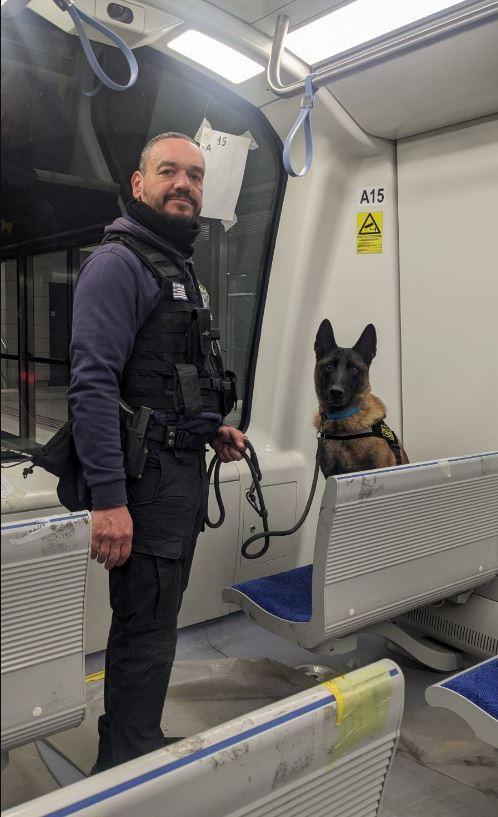 Oscar σκύλος ΕΛ.ΑΣ