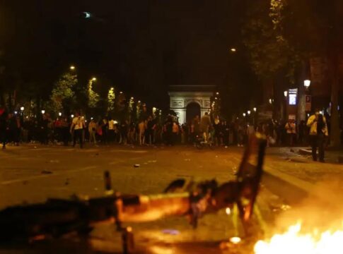 Παρίσι: Επεισόδια πριν και μετά τον τελικό του Champions League – Συγκρούσεις, καμένα αυτοκίνητα και 294 συλλήψεις