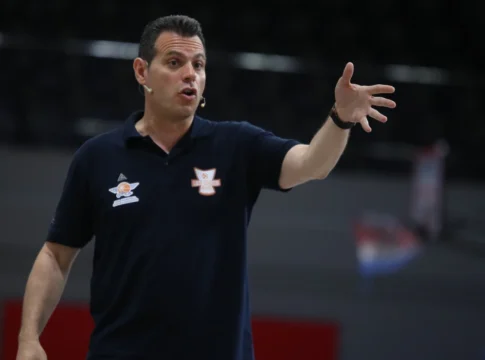 Πύραυλος του Ιράν χτύπησε το κτήριο που μένει ο Ιτούδης στο Τελ Αβίβ