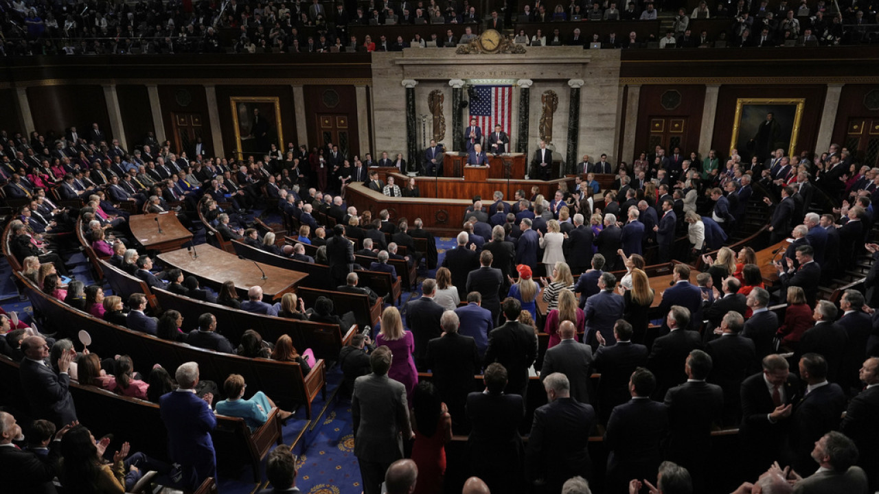 Ρεπουμπλικάνοι βουλευτές λένε ότι ο Τραμπ αξίζει το Νόμπελ Ειρήνης για την εκεχειρία Ιράν-Ισραήλ