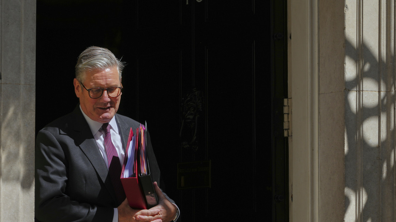 Στάρμερ:Το Ισραήλ έχει το δικαίωμα στην αυτοάμυνα