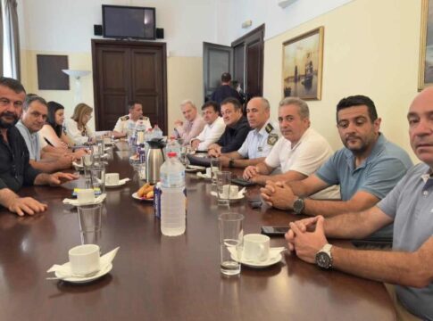 Στη σύσκεψη για το μεταναστευτικό οι αντιδήμαρχοι Βιάννου Χαράλαμπος Κονδυλάκης και Θεόδωρος Καρτσάκης