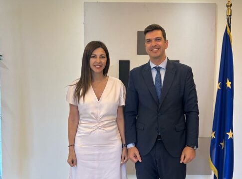 Συνάντηση Αλ. Μαρκογιαννάκη με την Υπουργό Παιδείας για εκπαιδευτικά ζητήματα των Χανίων