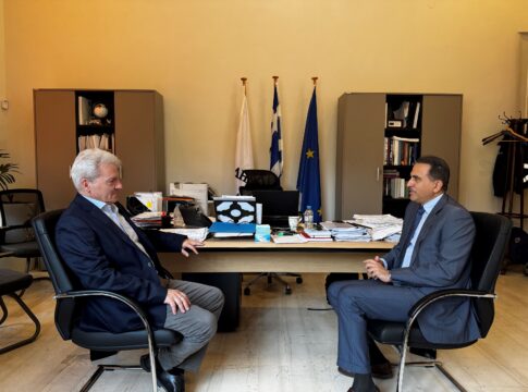 Συνάντηση Καλοκαιρινού με τον Πρέσβη του Κατάρ στην Ελλάδα