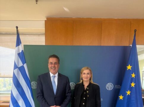 Συνάντηση της Υφυπουργού Μετανάστευσης και Ασύλου Σέβης Βολουδάκη με τον Υπουργό Περιβάλλοντος και Ενέργειας Σταύρο Παπασταύρου