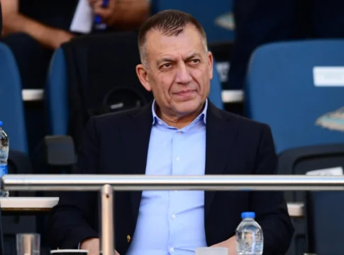 Τελεσίγραφο Βρούτση σε Αγγελόπουλους και Γιαννακόπουλο: «Είτε έρχονται μαζί αύριο στις 15:00, είτε τέλος το πρωτάθλημα»