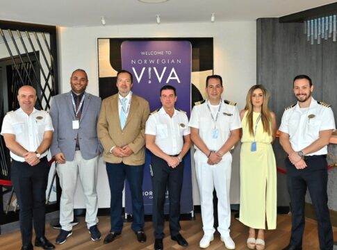 Το λιμάνι του Ηρακλείου υποδέχθηκε το Norwegian Viva στην παρθενική του προσέγγιση