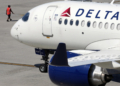 Αεροσκάφος της Delta έπεσε σε σφοδρές αναταράξεις - 25 τραυματίες