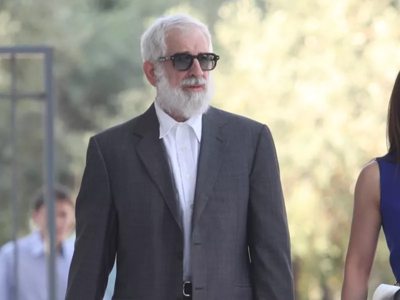 Πέτρος Φιλιππίδης προφίλ