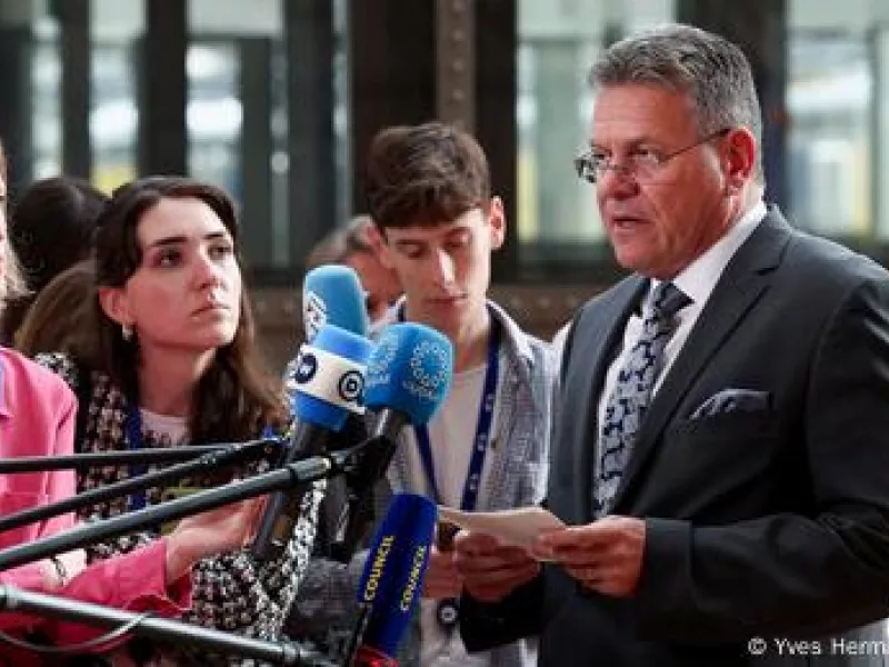 Συνέντευξη τύπου για εμπορικές σχέσεις