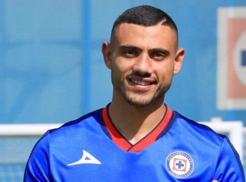 Εκτός ομάδας ο Γιώργος Γιακουμάκης, προπονείται μόνος του – Κινείται για Γιόβιτς η Κρουζ Αζουλ