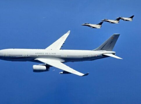 Ελληνικά και γαλλικά Rafale νότια της Κρήτης