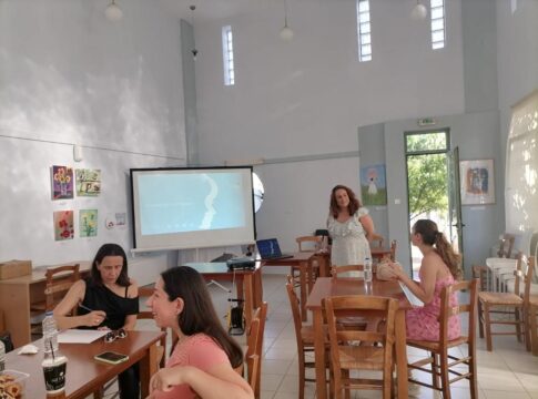 Επιμορφωτικά σεμινάρια για εκπαιδευτικούς προσχολικής Αγωγής με θέμα την παιδική κακοποίηση και παραμέληση