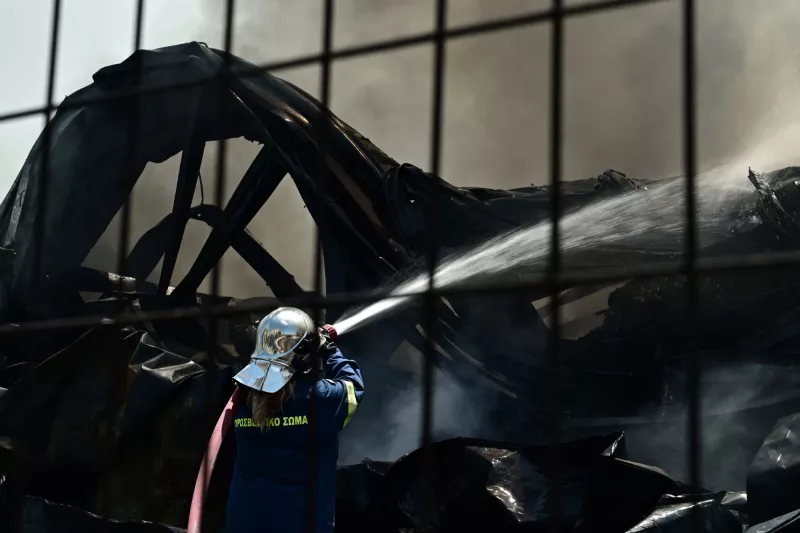 φωτια εργοστασιο ριτσωνα 