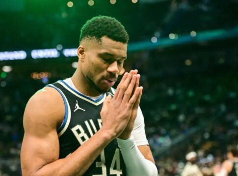 Γιάννης Αντετοκούνμπο: «Δακρύζω με αυτό το video, το έψαχνα εδώ και τρία χρόνια»