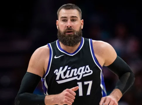 Γιόνας Βαλαντσιούνας: Ο οδοστρωτήρας από την Λιθουανία έφτασε στην Αθήνα για τον Παναθηναϊκό