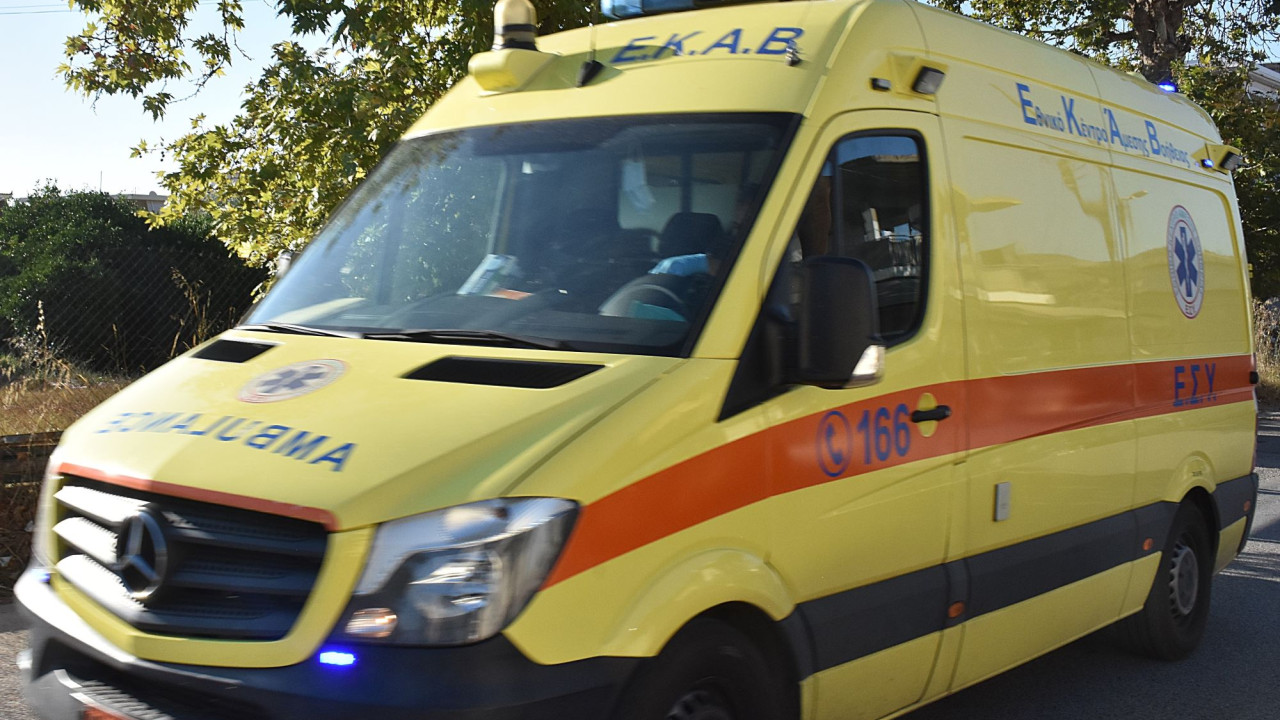 Γυναίκα αυτοπυρπολήθηκε μπροστά από την Αίγλη Ζαππείου