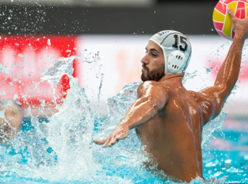 H Εθνική Πόλο ανδρών έκανε το καθήκον της κόντρα στην Κίνα (26-5) και περιμένει για την πρωτιά στον όμιλο στο παγκόσμιο υγρού στίβου