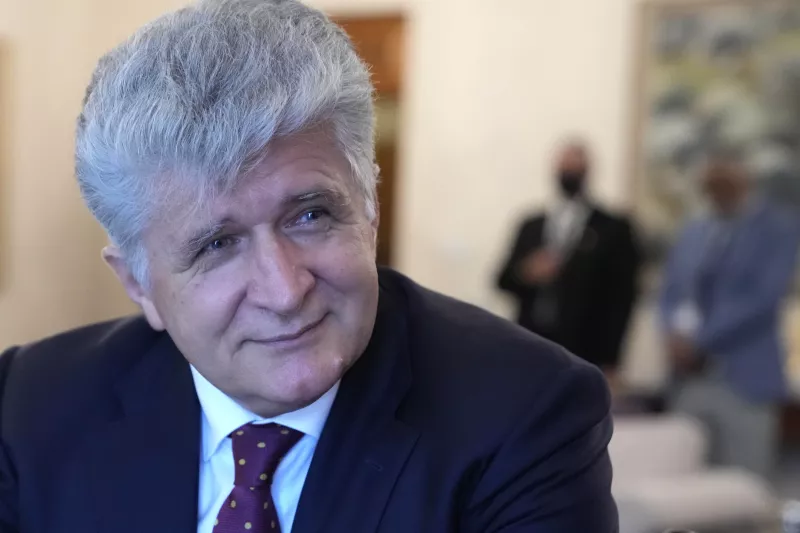 Miroslav Jenča