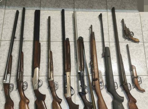 Κρήτη: Χειροπέδες σε 58χρονο που καλλιεργούσε κάνναβη – Είχε κάνει το σπίτι του οπλοστάσιο