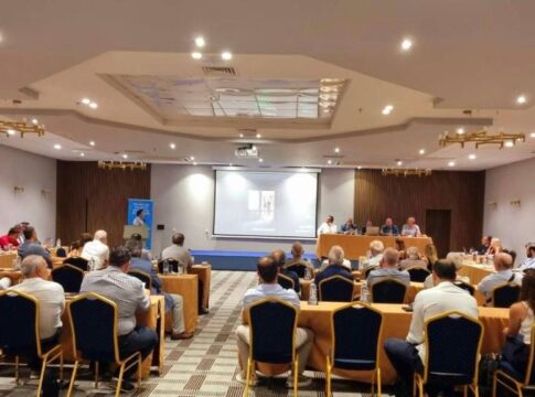 Με ενδιαφέροντα θέματα και σημαντική συμμετοχή η Ολομέλεια του Παγκρήτιου Συλλόγου Διευθυντών Ξενοδοχείων