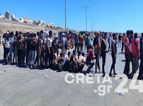 Μεταναστευτικό: Τι δήλωσε ο Θάνος Πλεύρης λίγο πριν την κρίσιμη συνάντηση για τη δημιουργία κλειστής δομής στην Κρήτη