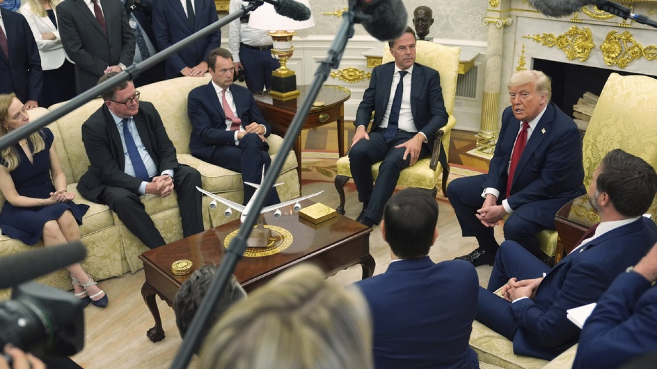 Όπλα στην Ουκρανία και δασμοί στη Ρωσία: Tο σχέδιο Τραμπ και η Μόσχα