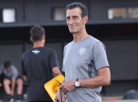 Πατεμτζής: “Ο ΟΦΗ είναι πολύ μεγάλη ομάδα και τα παιδιά πρέπει να ξέρουν ότι πρέπει να δουλέψουν σκληρά”