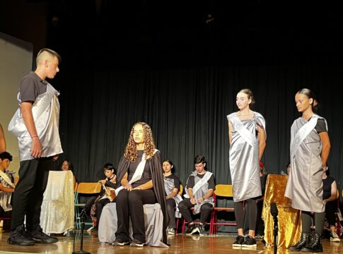 Πλήθος κόσμου στην «Δωδέκατη Νύχτα» από τη θεατρική Ομάδα του Κέντρου Πρόληψης των Εξαρτήσεων και Προαγωγής της Ψυχοκοινωνικής Υγείας Π.Ε. Ρεθύμνου