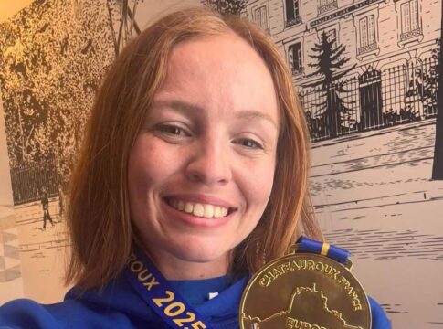 Πρωταθλήτρια Ευρώπης η τρομερή Εμμανουέλα Κατζουράκη! – Χάλκινο για τον Μπάμπη Χαλκιαδάκη