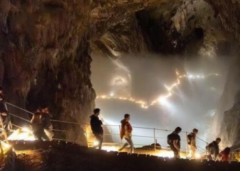 Σλοβενία: Εξερεύνηση στο «μυστηριώδες» σύμπαν των Σπηλαίων Σκοτσγιάν