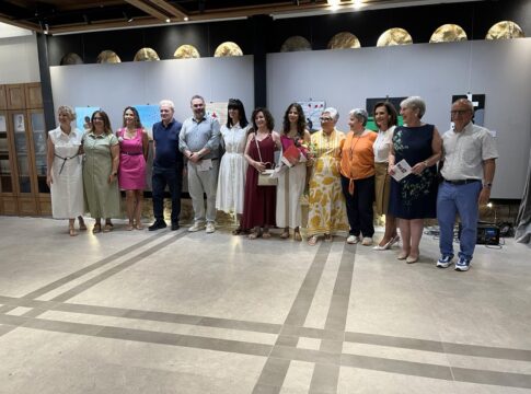 Στα εγκαίνια της έκθεσης «ΕΥ ΖΩγραφίζοντας» ο Δήμαρχος Ηρακλείου