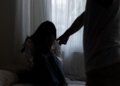 Τριχωνίδα: 32χρονη, θύμα άγριου ξυλοδαρμού από τον σύζυγό της