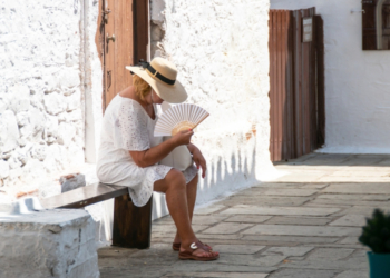 Βαλκάνια: «Κόκκινος» συναγερμός για καύσωνα και πυρκαγιές