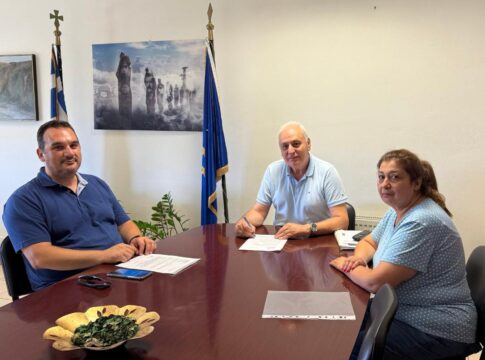 Υπογραφή σύμβασης του έργου: «Παρεμβάσεις στα δημοτικά Κοιμητήρια του Δήμου Βιάννου»