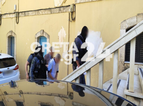 Υπόθεση ασέλγειας σε παιδική κατασκήνωση: «Θα έχουμε ραγδαίες εξελίξεις τις επόμενες ώρες», λέει ο δικηγόρος της 14χρονης