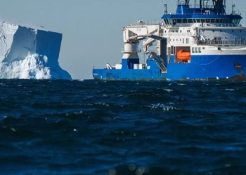 Ανταρκτική: Ο τουρισμός επιδρά ολοένα και πιο έντονα στη λευκή ήπειρο