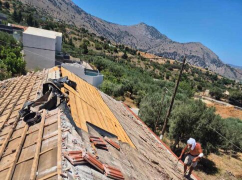 Αντικατάσταση Στέγης Δημοτικού Σχολείου Κουρνά