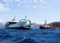 Δύσκολη η επισκευή του ρήγματος 20 μέτρων στο κολλημένο πλοίο στα Στύρα