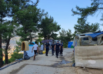 Εντοπισμός 26 αλλοδαπών και μίας σορού γυναίκας στο Αγαθονήσι