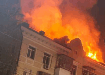 Επίθεση ουκρανικού drone προκάλεσε πυρκαγιά και εκκενώσεις στο Ροστόφ της Ρωσίας