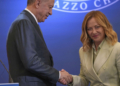 Ερντογάν: Αναμένεται να φιλοξενήσει Μελόνι και Ντμπεϊμπά σε τριμερή σύνοδο