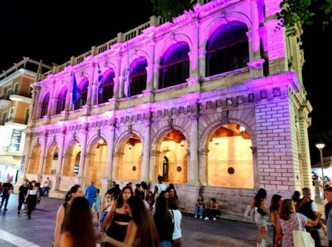 Φωταγωγήθηκε η Λότζια για την Παγκόσμια Ημέρα Ευαισθητοποίησης για τη Νωτιαία Μυϊκή Ατροφία