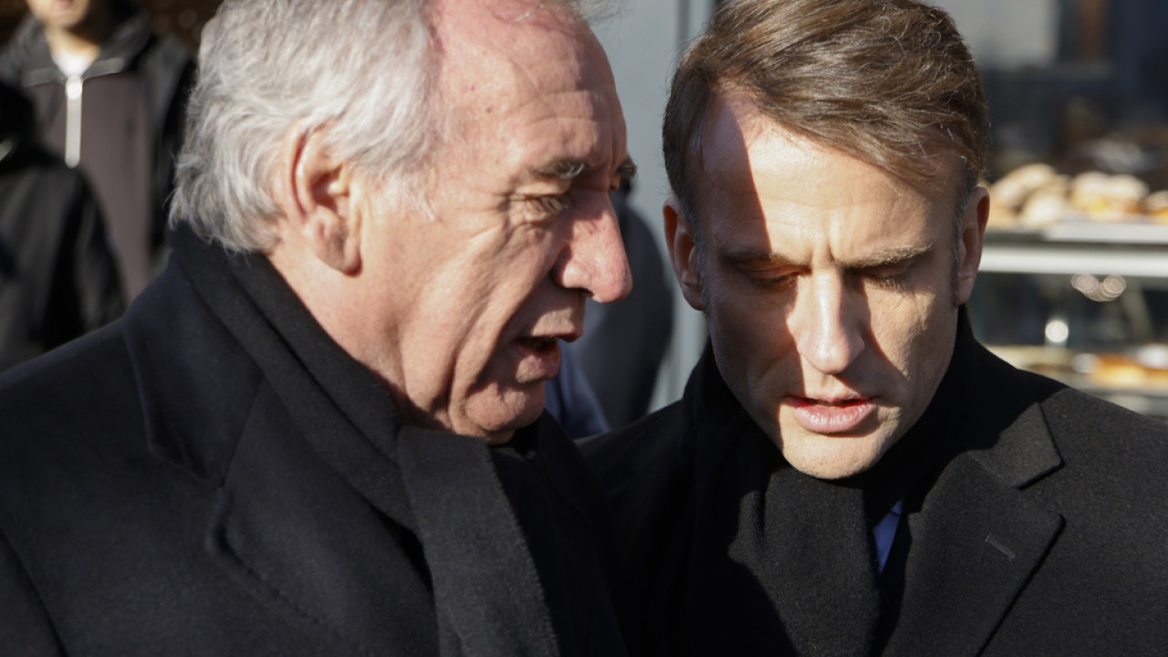 Γαλλία: Πλήρη στήριξη Μακρόν στον Μπαϊρού ενόψει της ψήφου εμπιστοσύνης