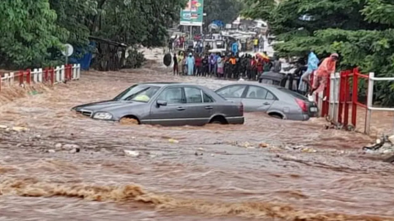 Γουινέα: Τουλάχιστον 15 νεκροί από κατολίσθηση