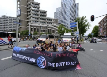 Greenpeace: Οι πιέσεις των λόμπι δεν επικράτησαν, αλλά δεν επετεύχθη συμφωνία για τη Συνθήκη των Πλαστικών